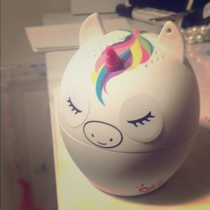 Unicorn speaker
